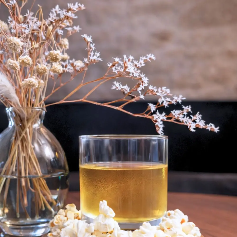 Cocktail Séance de 20h – Rhum, Pop Corn & Cacahuète Tonka | Cocktail de Mars